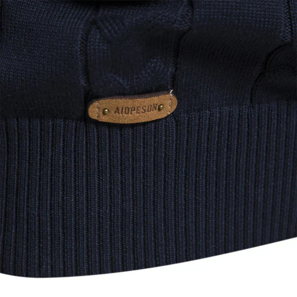Bale – Casual men's sweater with ethnic pattern