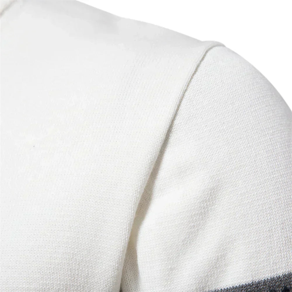 Bale – Casual men's sweater with ethnic pattern