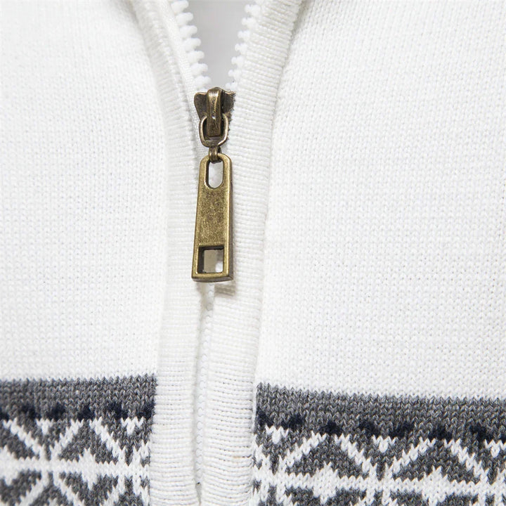Bale – Casual men's sweater with ethnic pattern